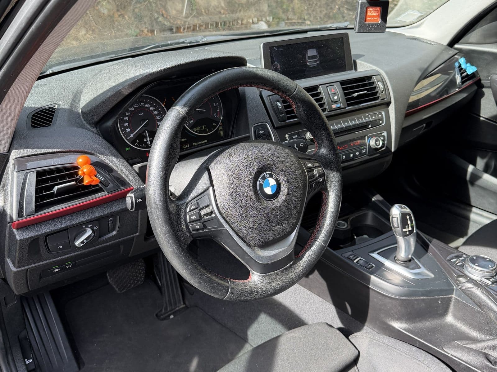 BMW Série 1 F20 118d 143 ch Sport Noir