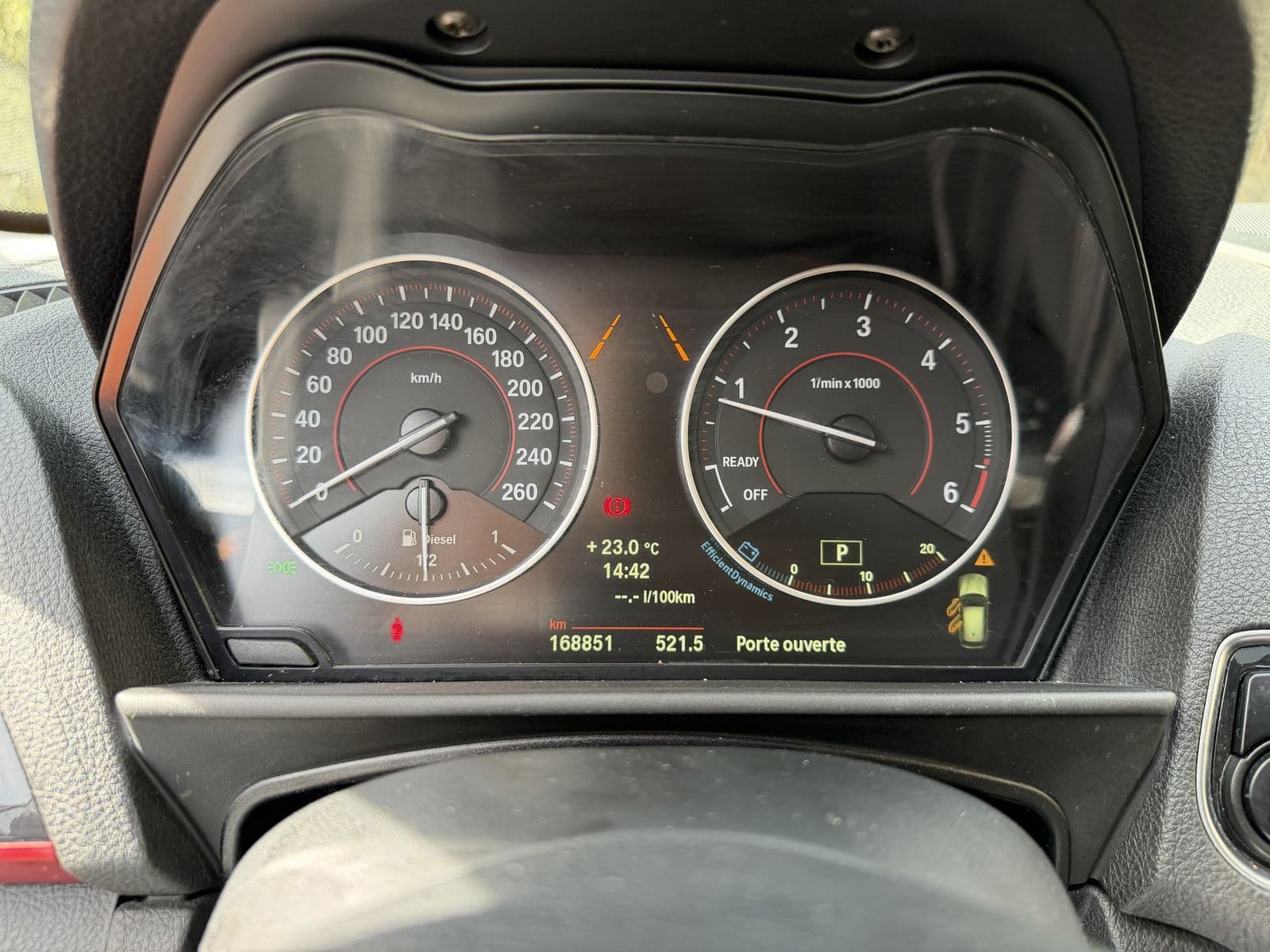 BMW Série 1 F20 118d 143 ch Sport Noir