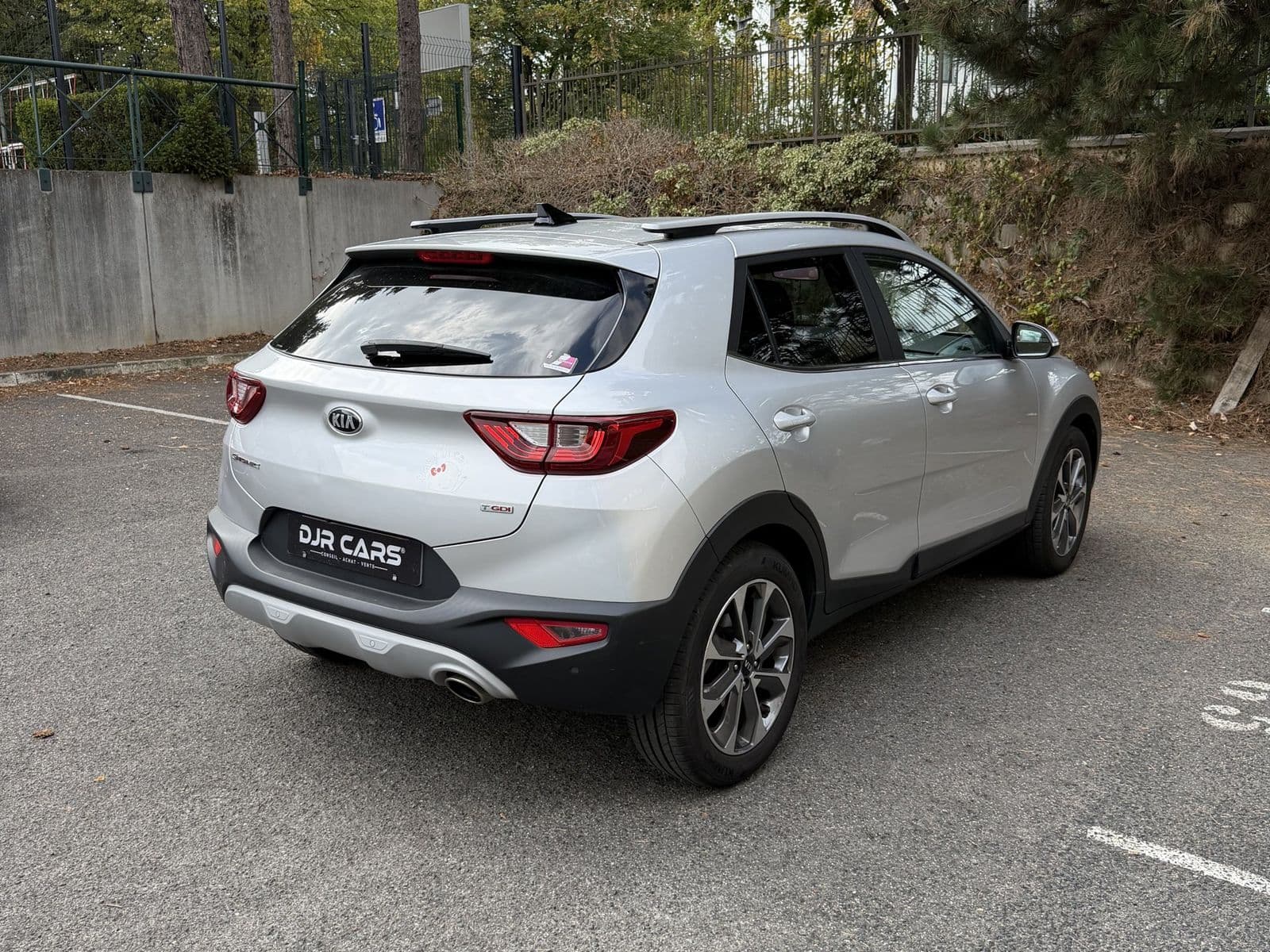 Kia Stonic 1.0 T-GDi 120 ch ISG BVM6 Design Gris