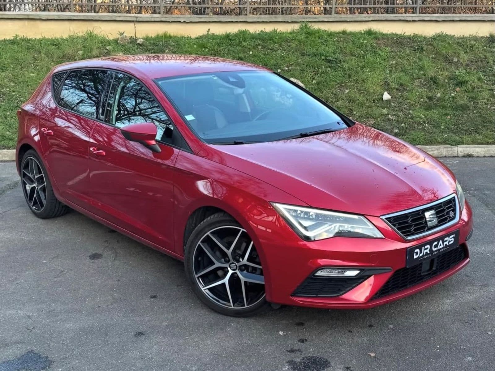 Seat Leon  Rouge