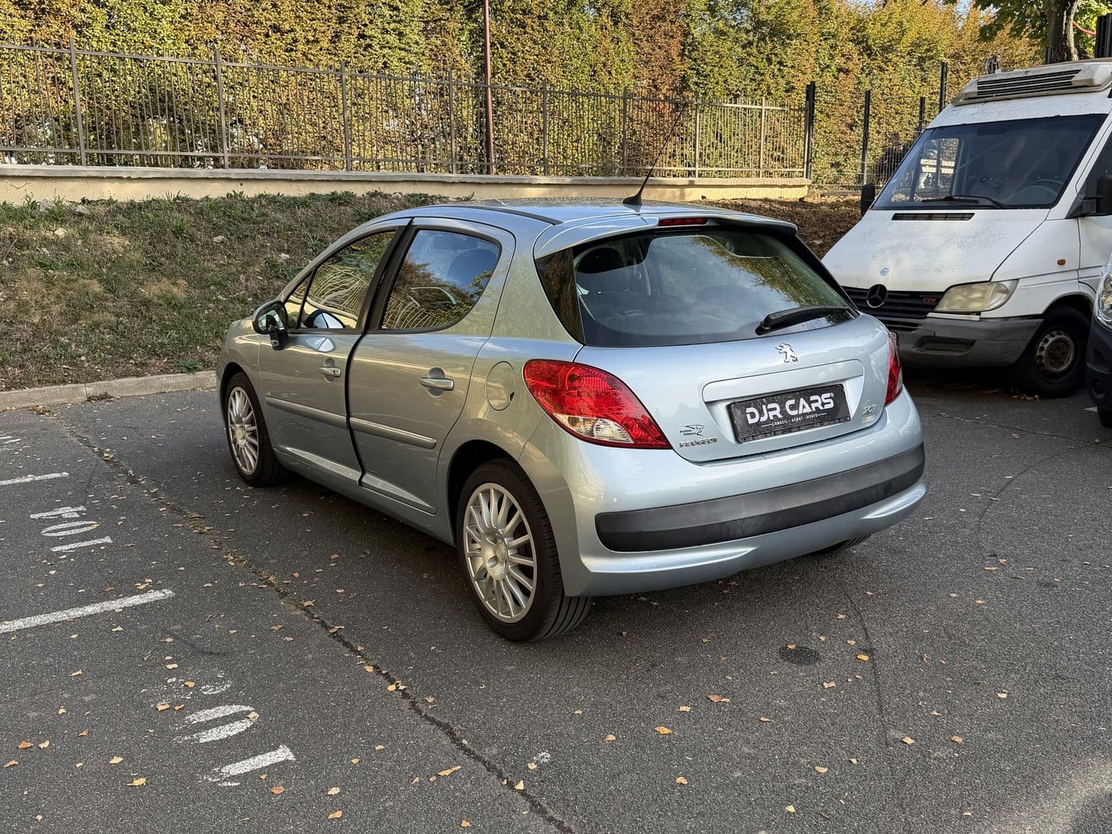 Peugeot 207 1.6 HDi 90 ch Premium Gris