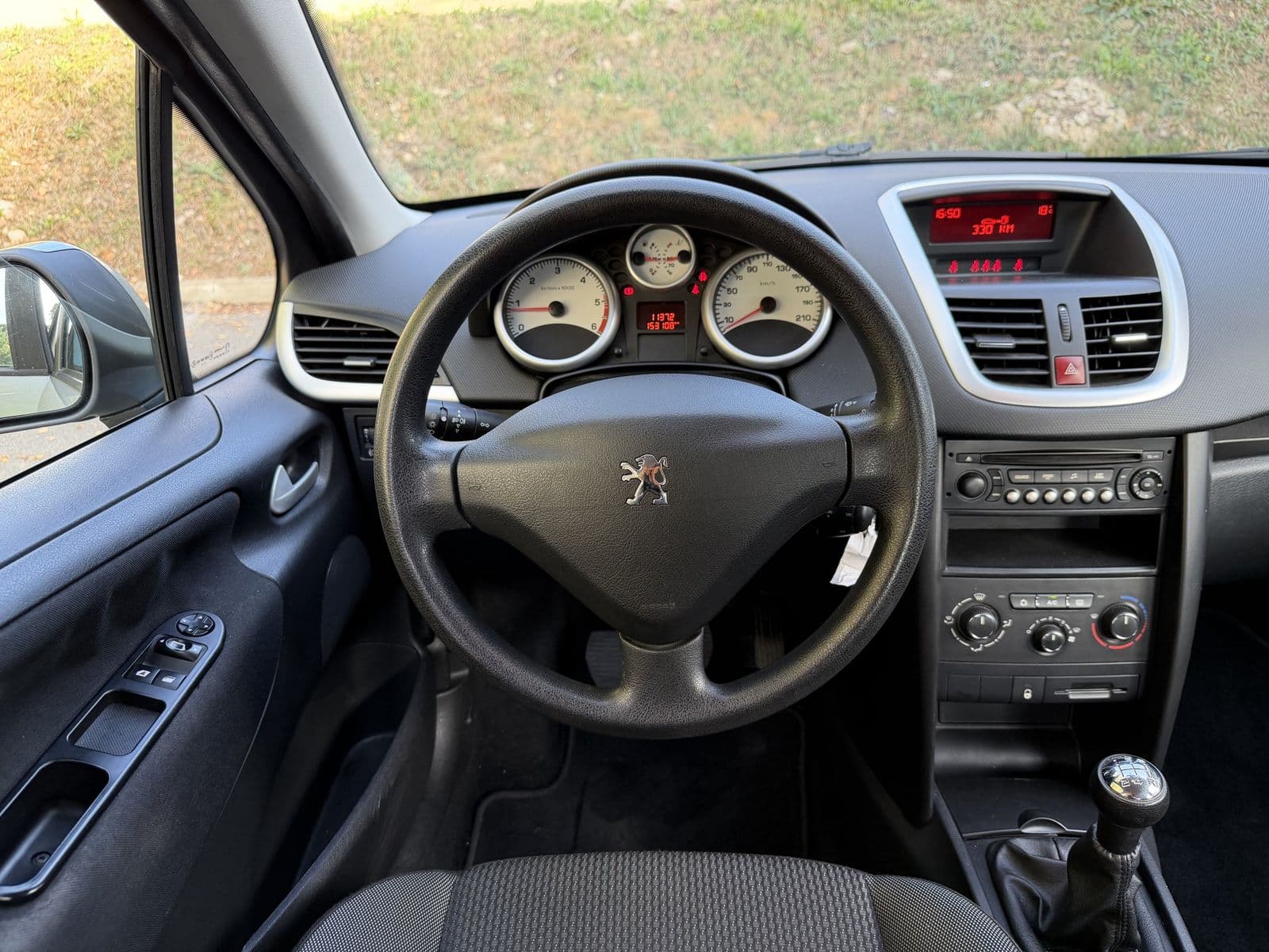 Peugeot 207 1.6 HDi 90 ch Premium Gris