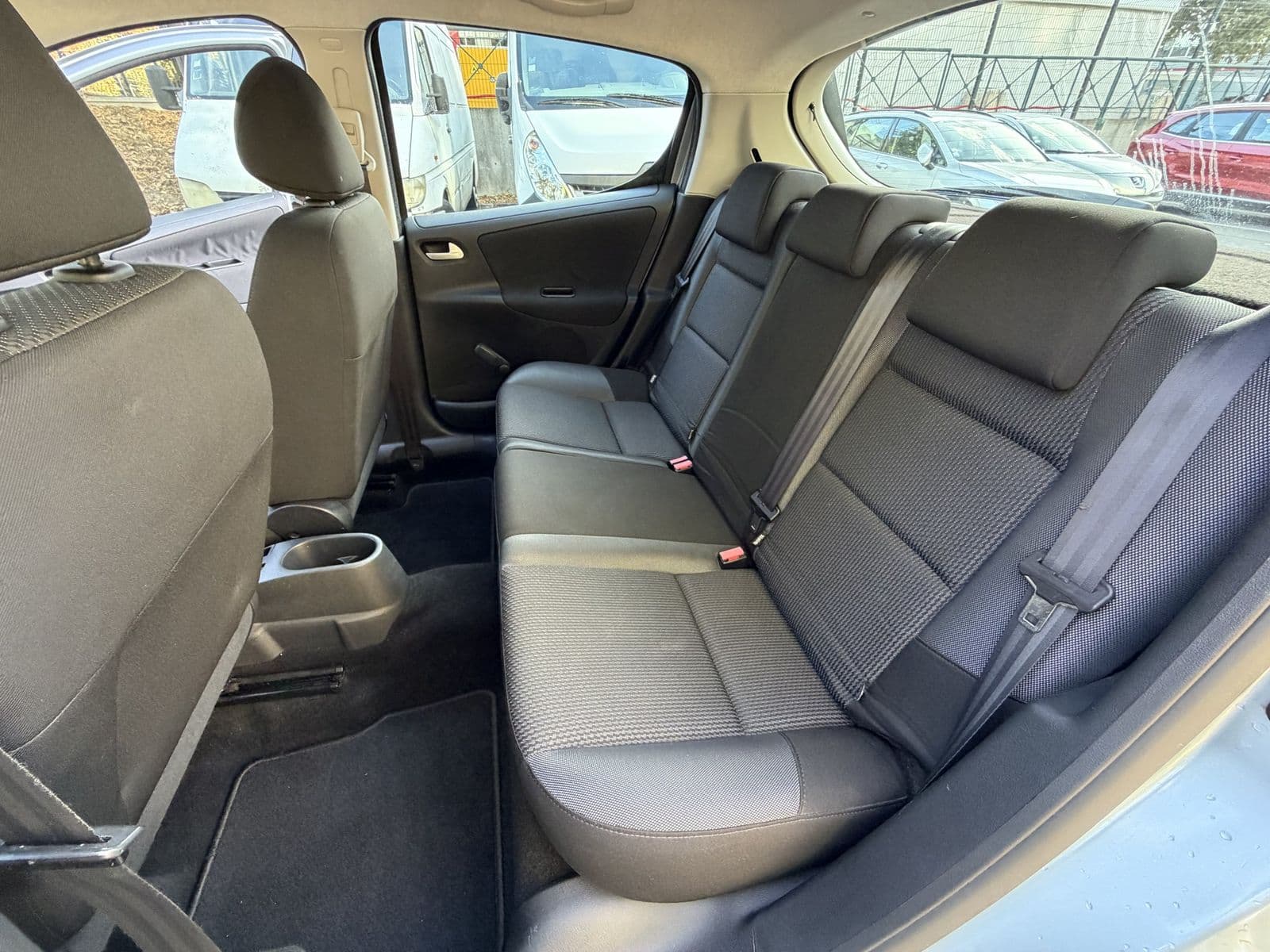 Peugeot 207 1.6 HDi 90 ch Premium Gris