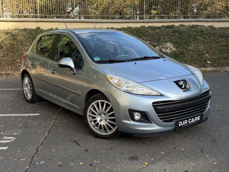 Peugeot 207 1.6 HDi 90 ch Premium 2010