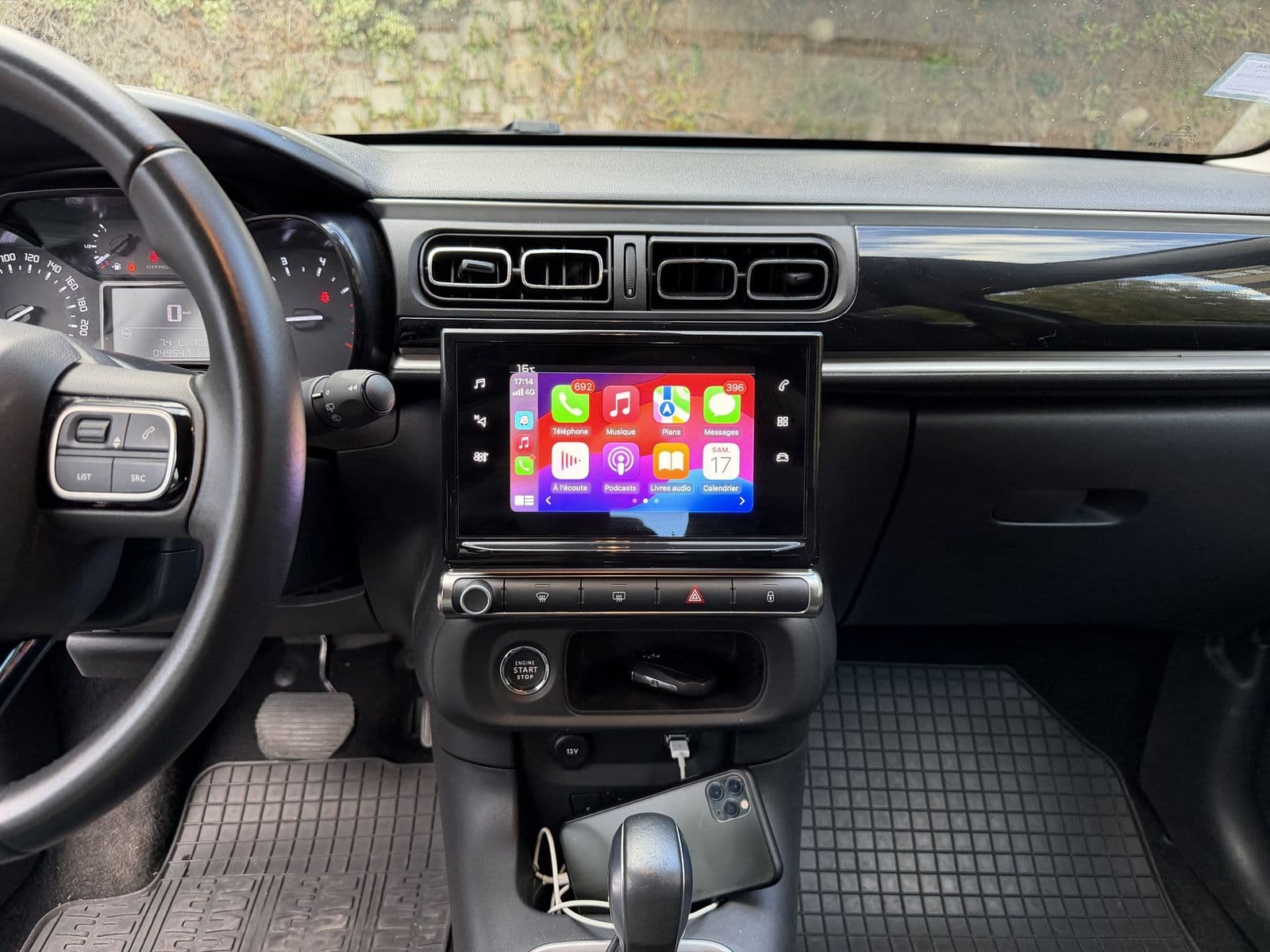 Citroën C3 III 1.2 PureTech 110 ch SS EAT6 Shine Noir