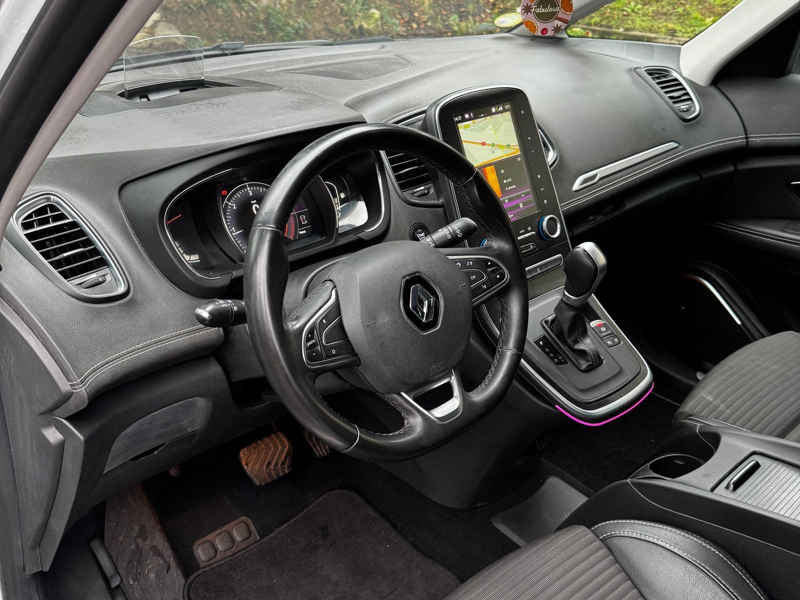Renault Scénic IV 1.5 dCi 110 ch EDC Intens Blanc