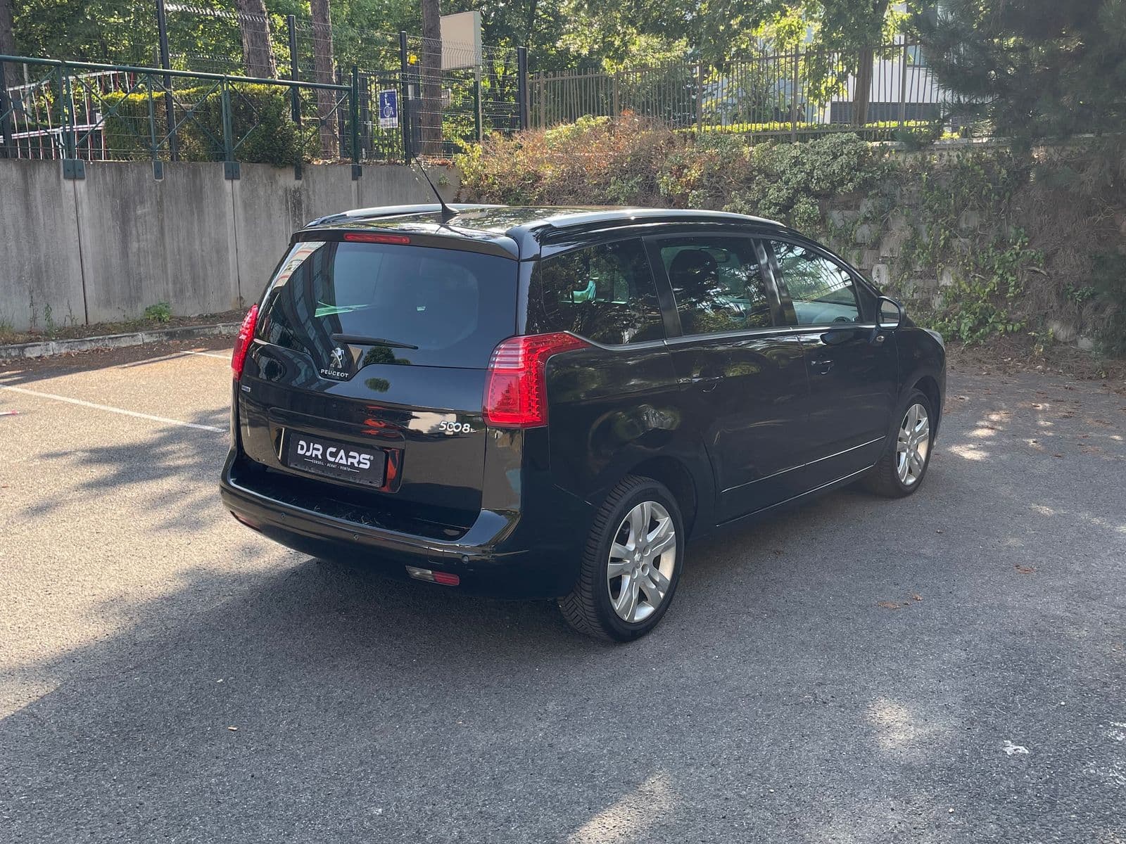 Peugeot 5008 Allure 7 places Noir