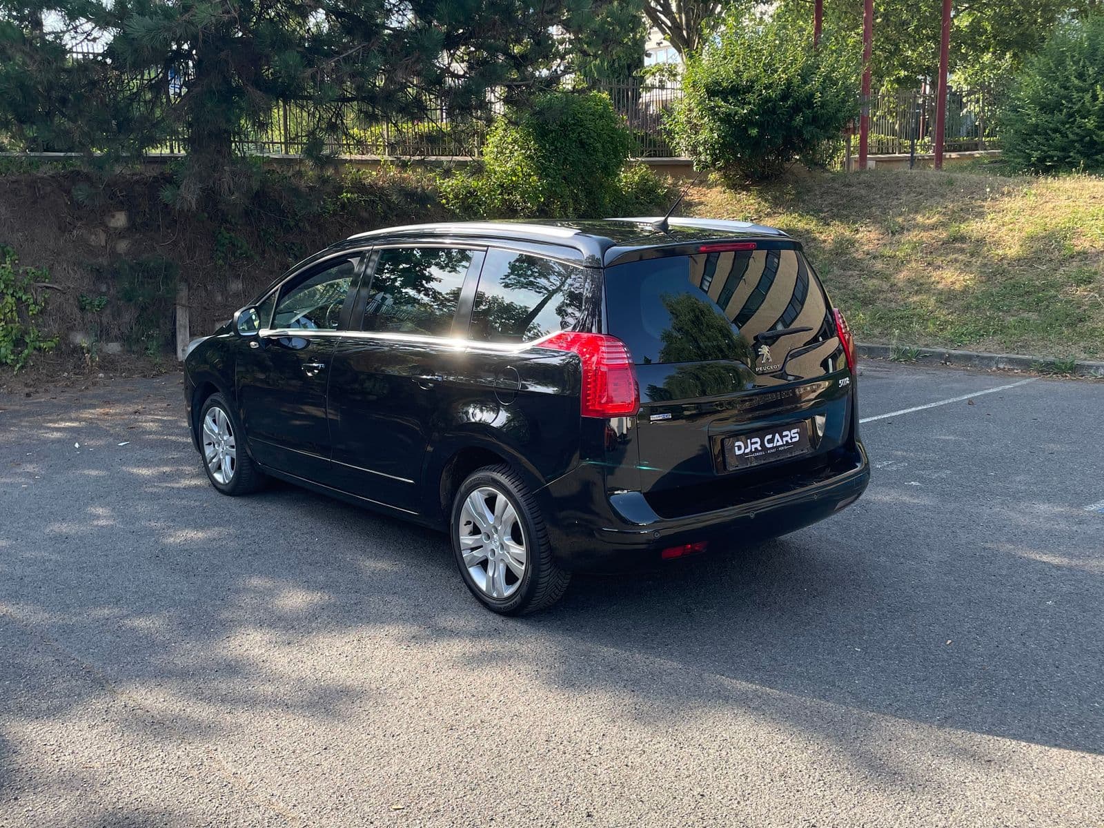 Peugeot 5008 Allure 7 places Noir