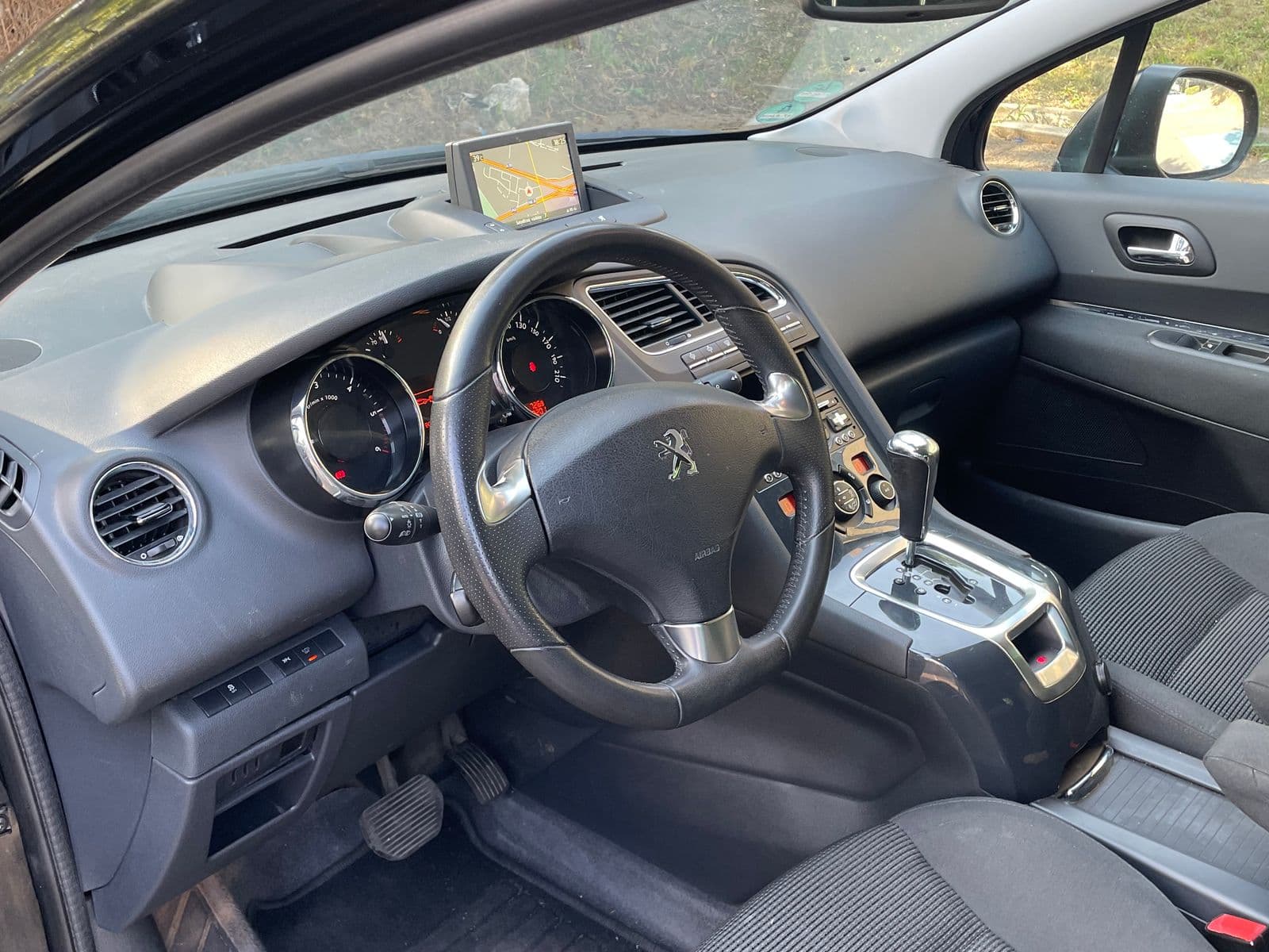Peugeot 5008 Allure 7 places Noir