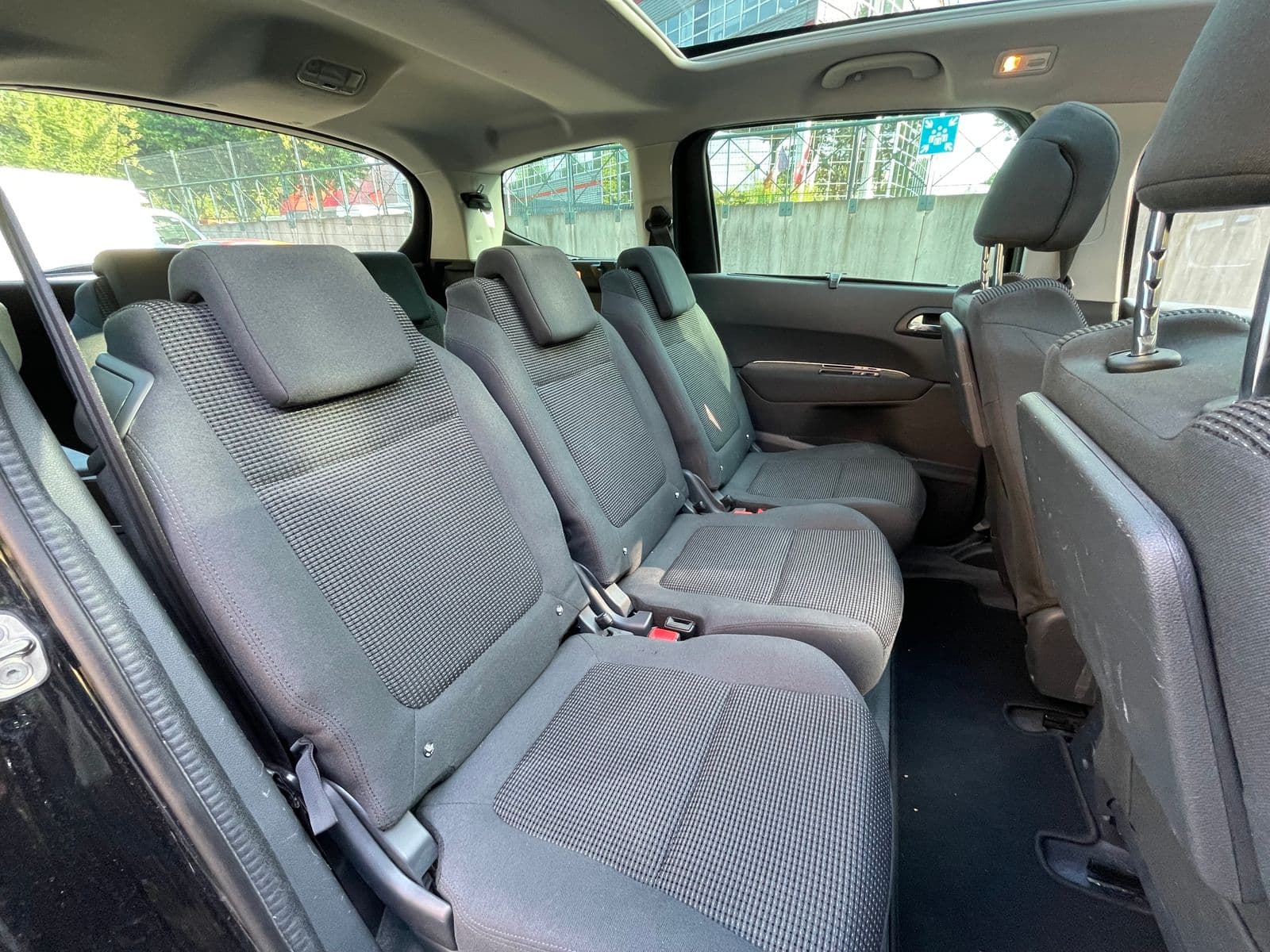 Peugeot 5008 Allure 7 places Noir