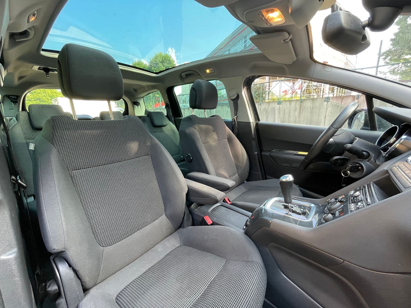 Peugeot 5008 Allure 7 places Noir