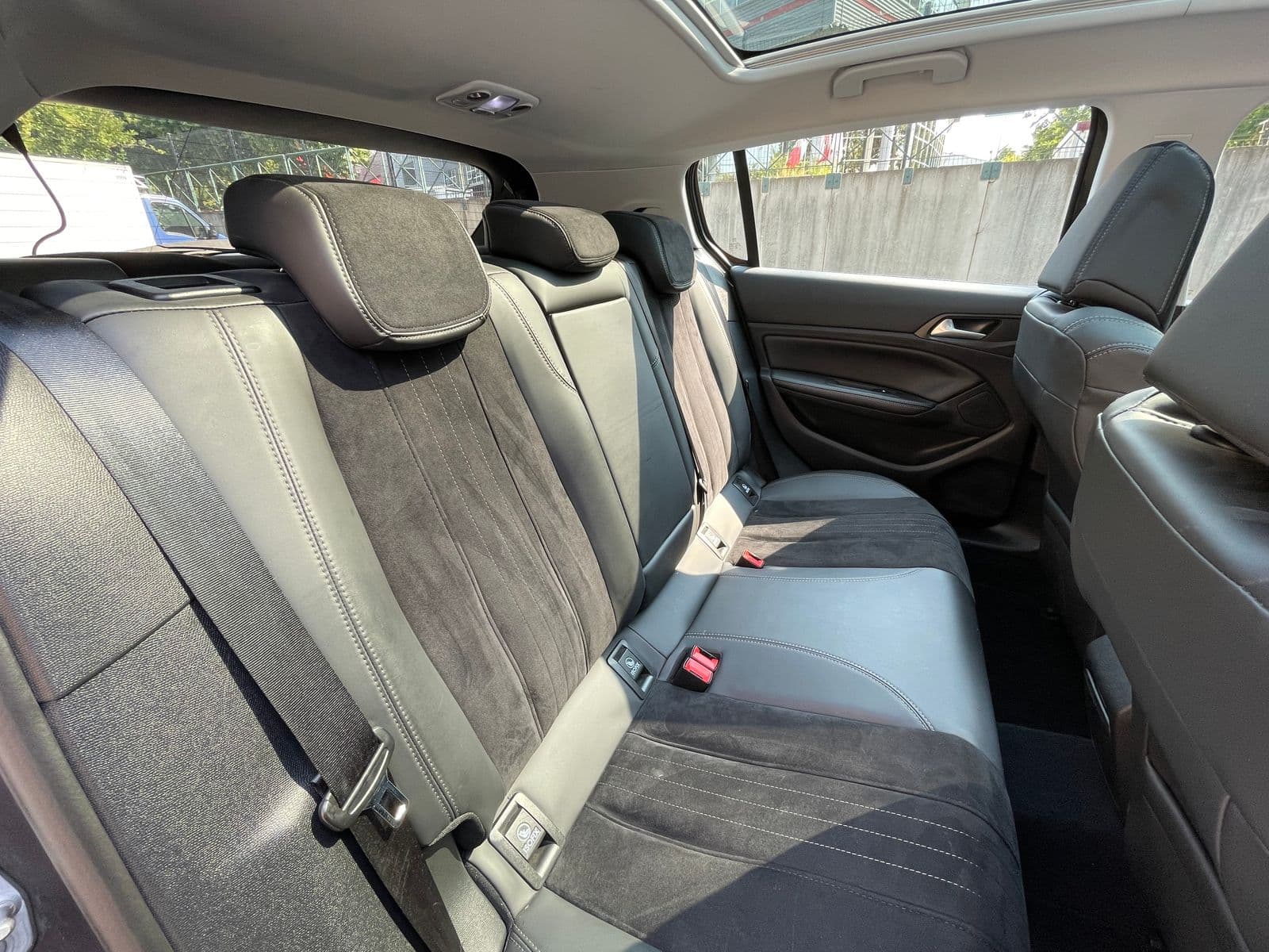 Peugeot 308 2.0 BlueHDi 150 ch EAT6 Allure Marron