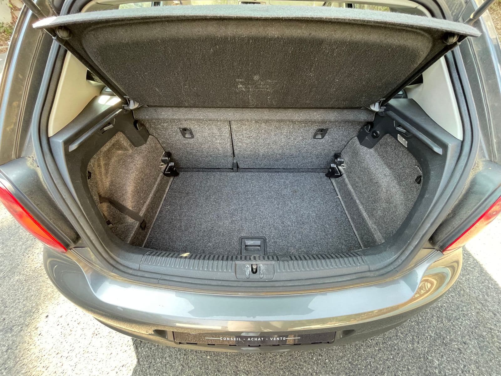 Volkswagen Polo 1.6 TDI 90 ch Confortline Gris