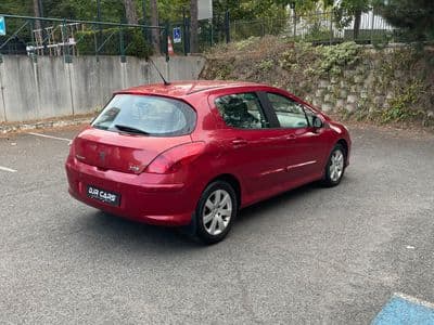 Peugeot 308 2.0 HDi 136 ch FAP Premium Rouge