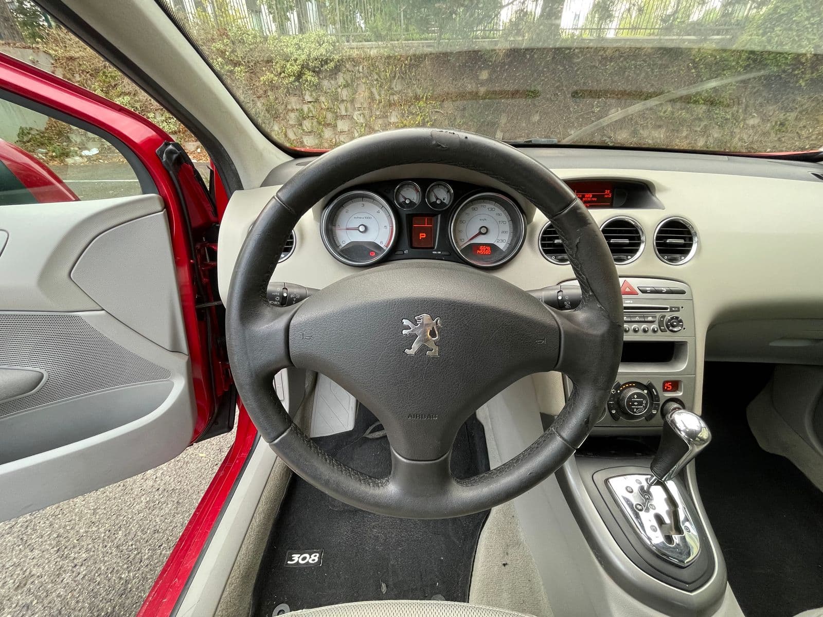 Peugeot 308 2.0 HDi 136 ch FAP Premium Rouge