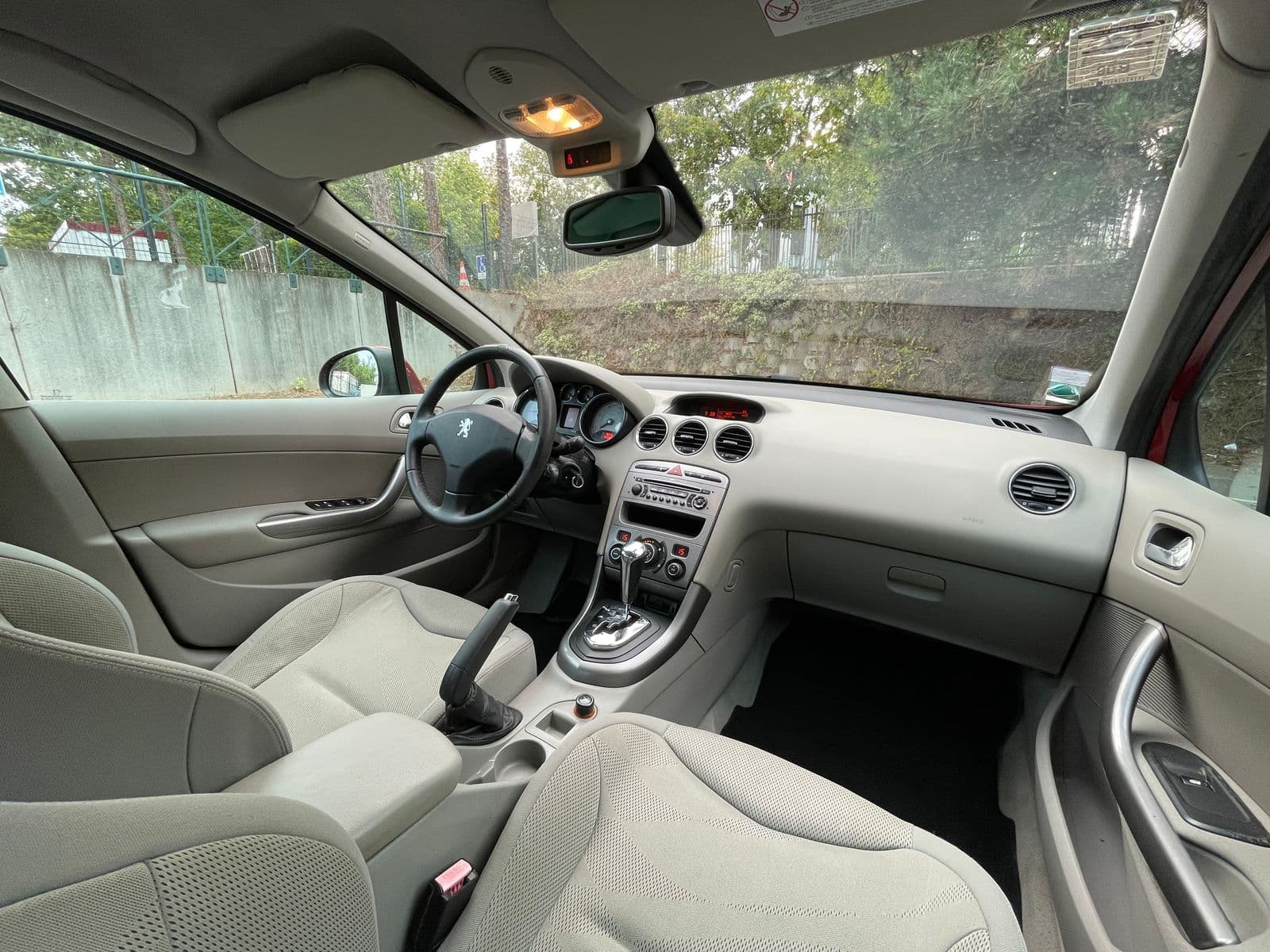 Peugeot 308 2.0 HDi 136 ch FAP Premium Rouge