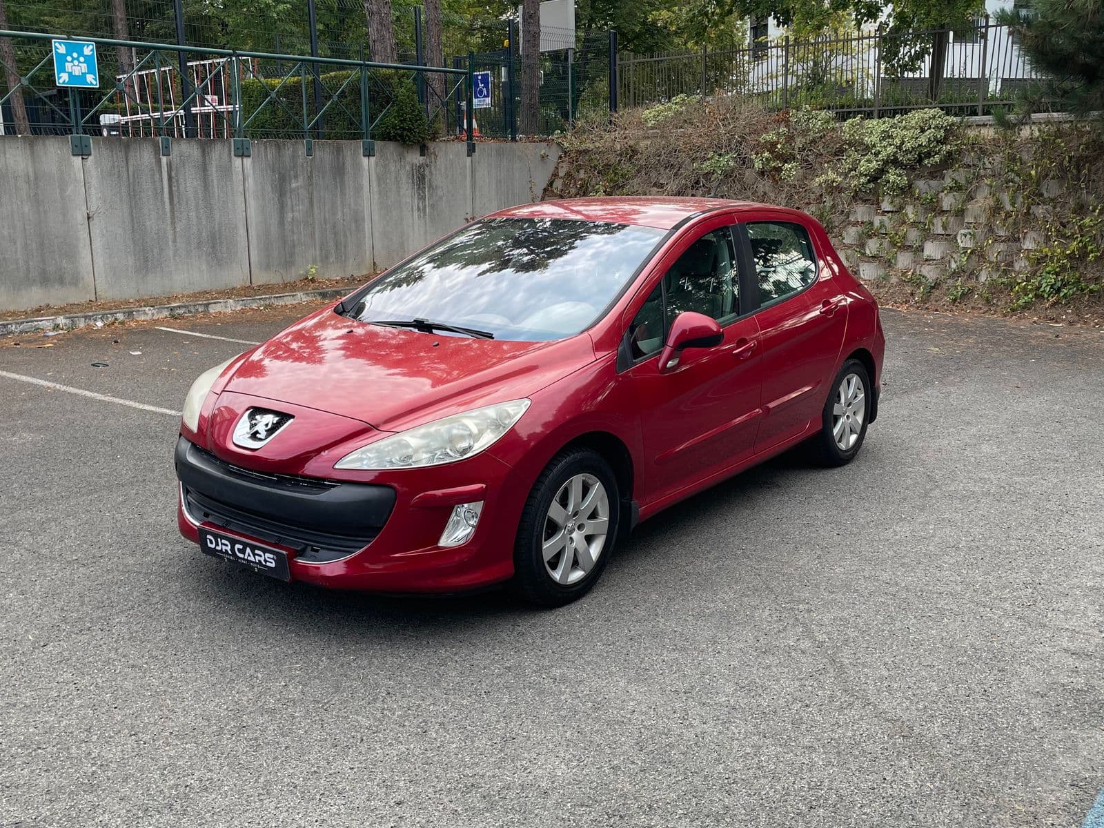 Peugeot 308 2.0 HDi 136 ch FAP Premium Rouge