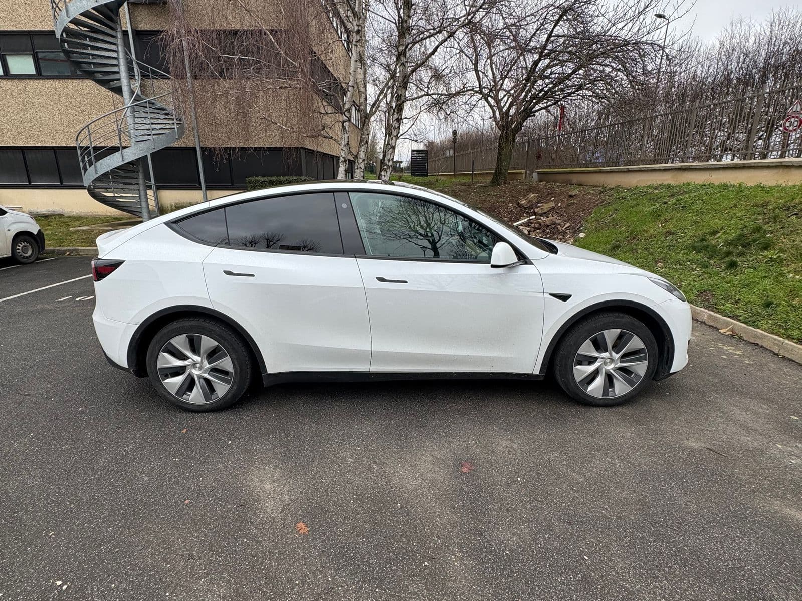 Tesla Model Y Blanc