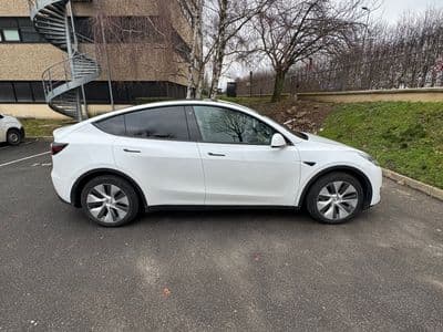 Tesla Model Y Blanc