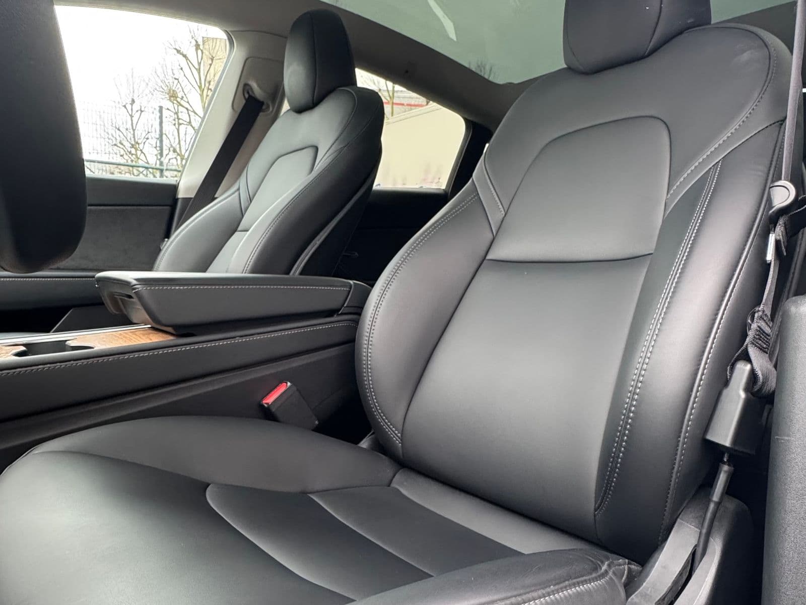 Tesla Model Y Blanc
