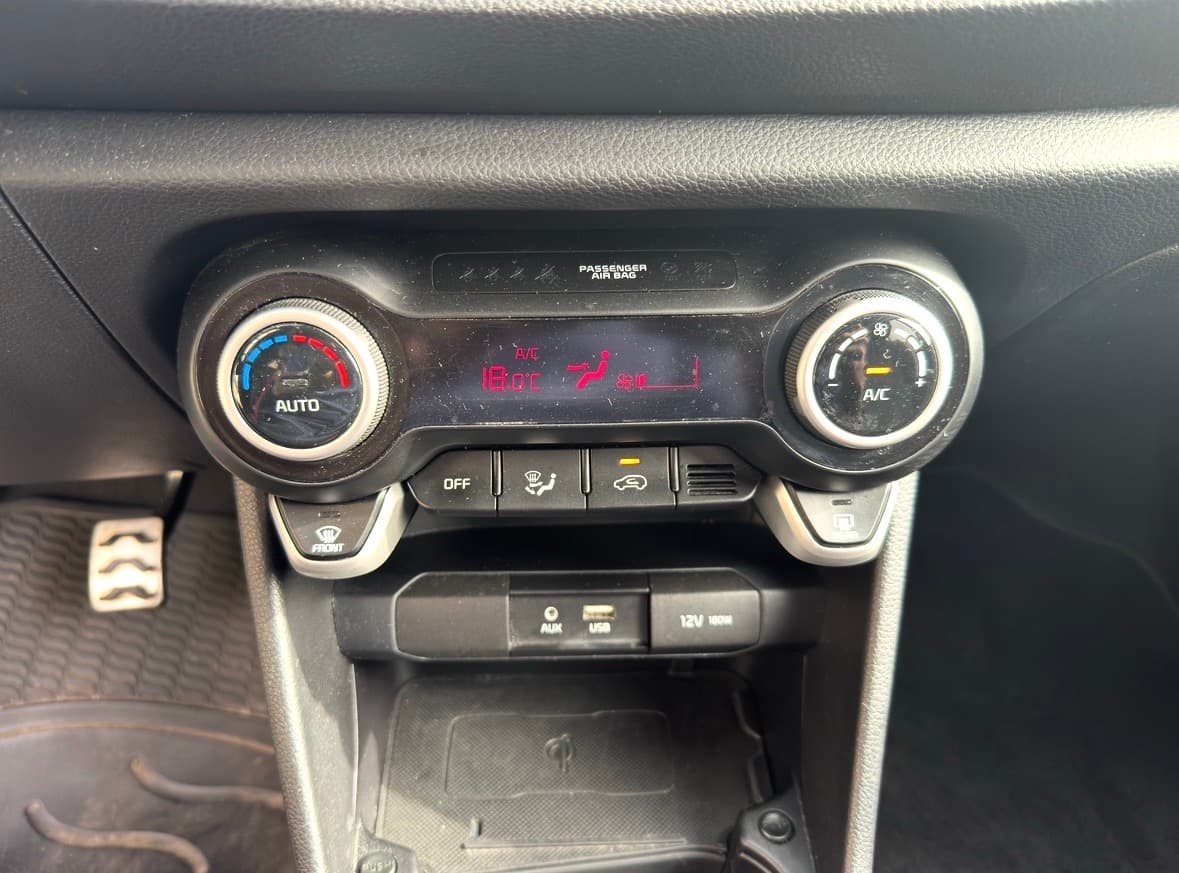 Kia Picanto Gris