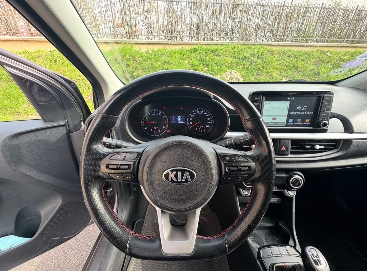 Kia Picanto Gris