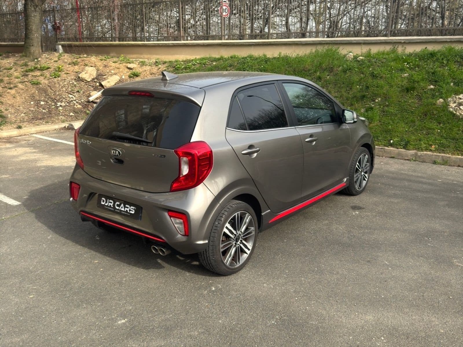 Kia Picanto Gris