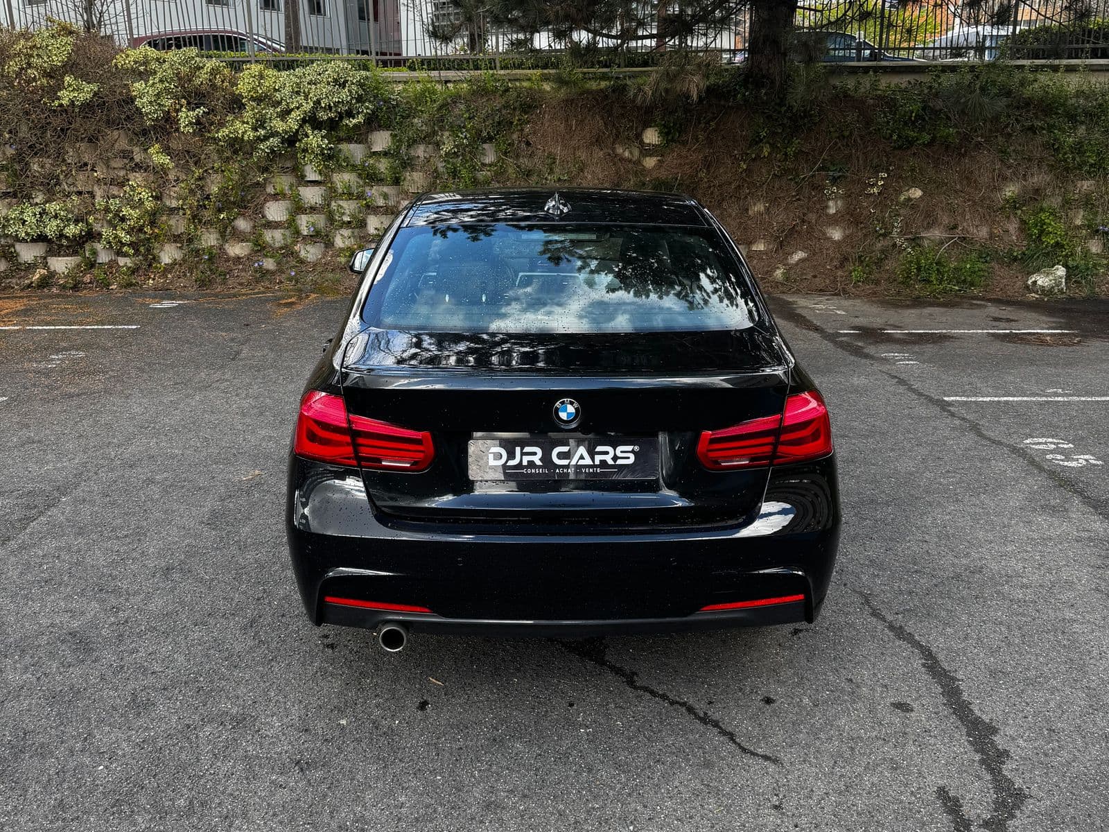 BMW Série 3 Noir