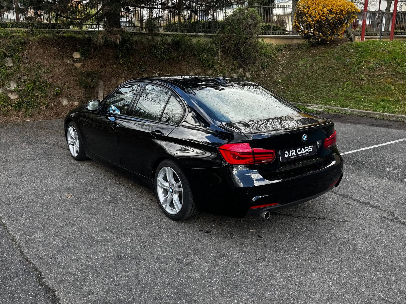 BMW Série 3 Noir