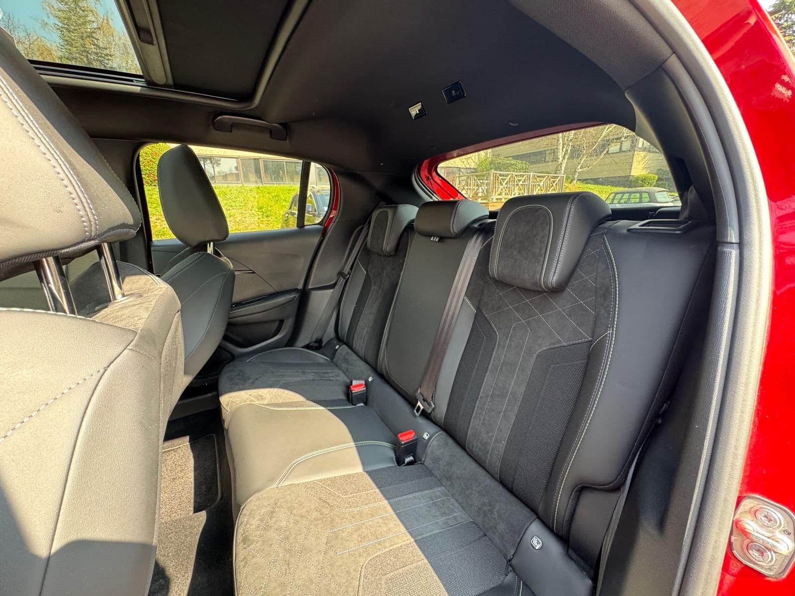 Peugeot 208 Rouge