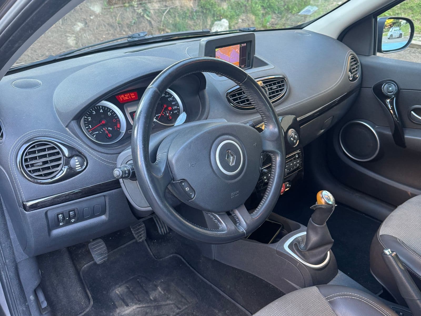 Renault Clio Gris