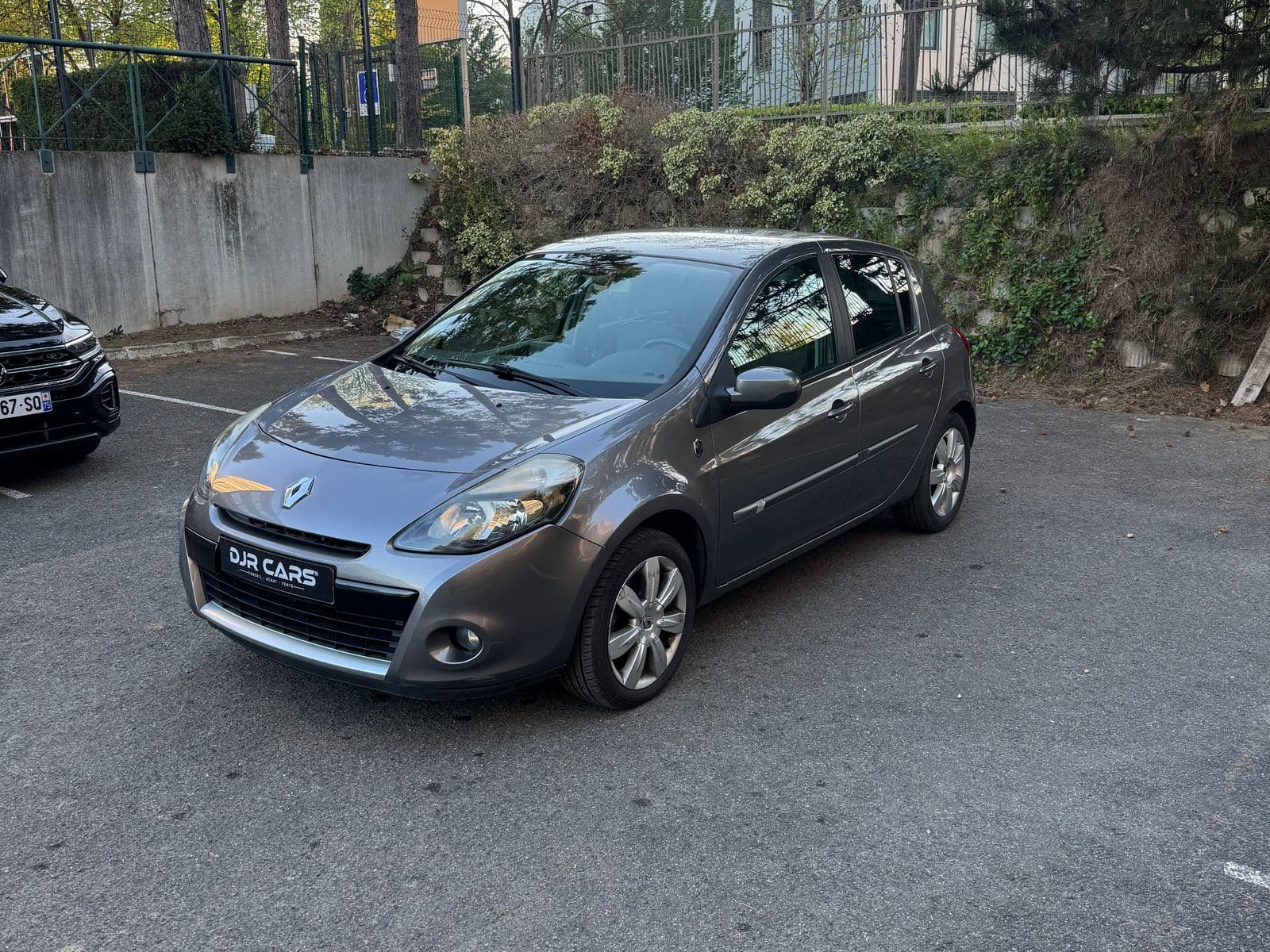 Renault Clio Gris
