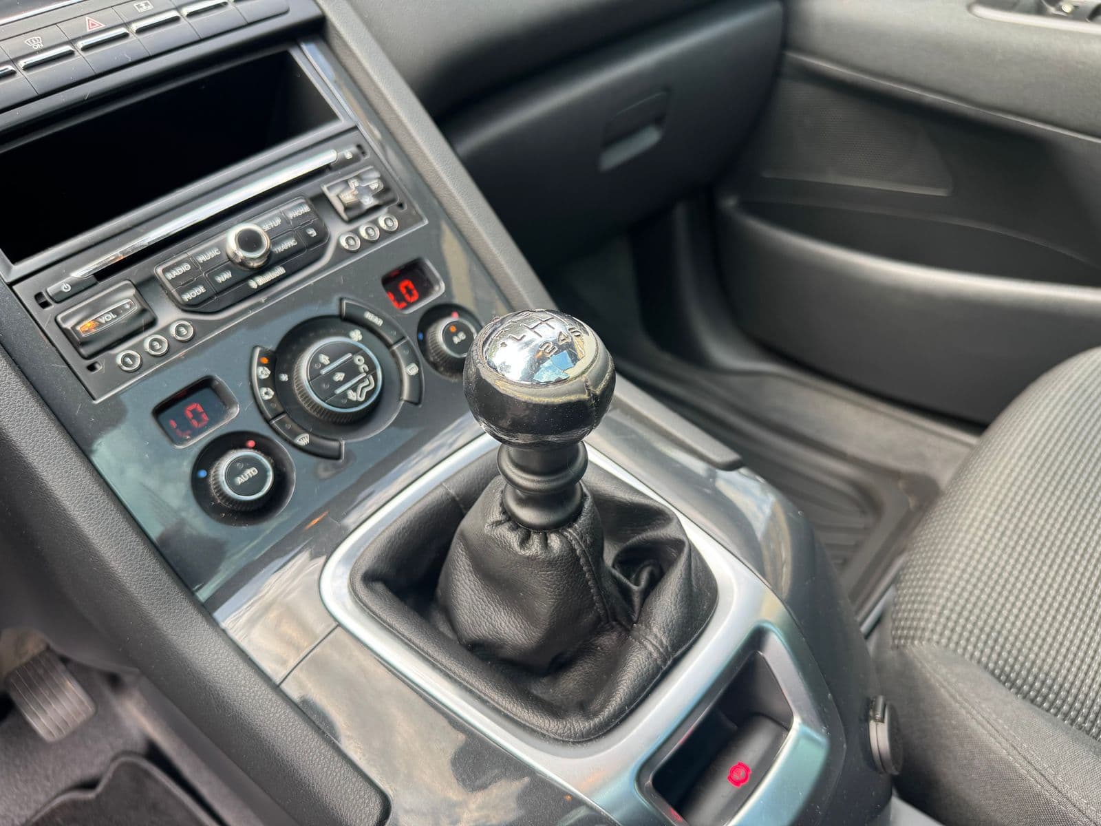 Peugeot 5008 Allure Gris