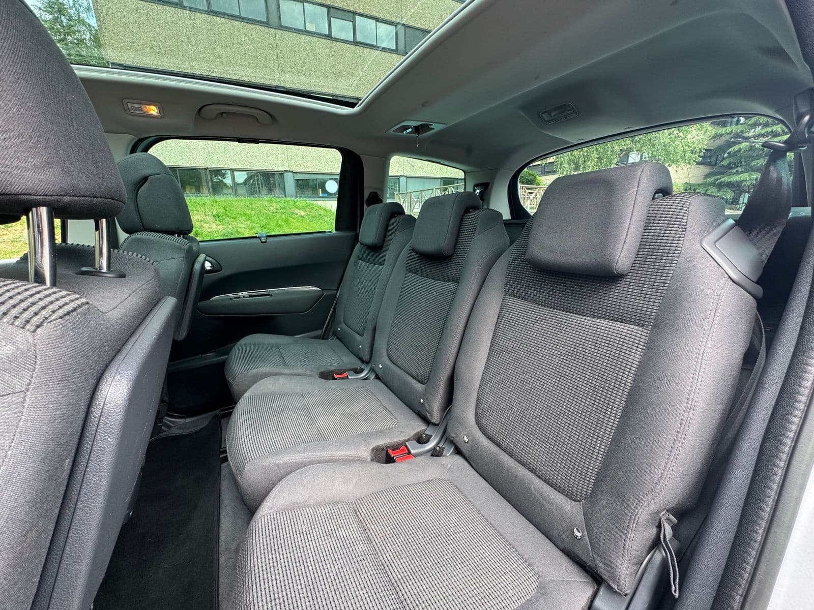 Peugeot 5008 Allure Gris