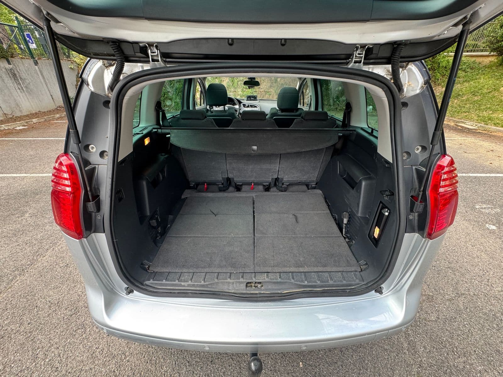 Peugeot 5008 Allure Gris