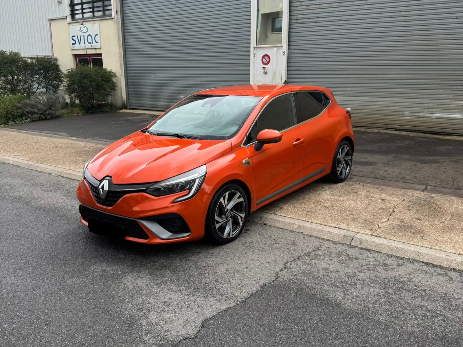 Renault Clio V RS Line Orange