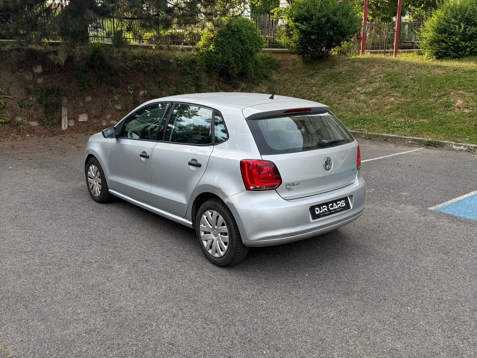Volkswagen Polo Confortline Gris