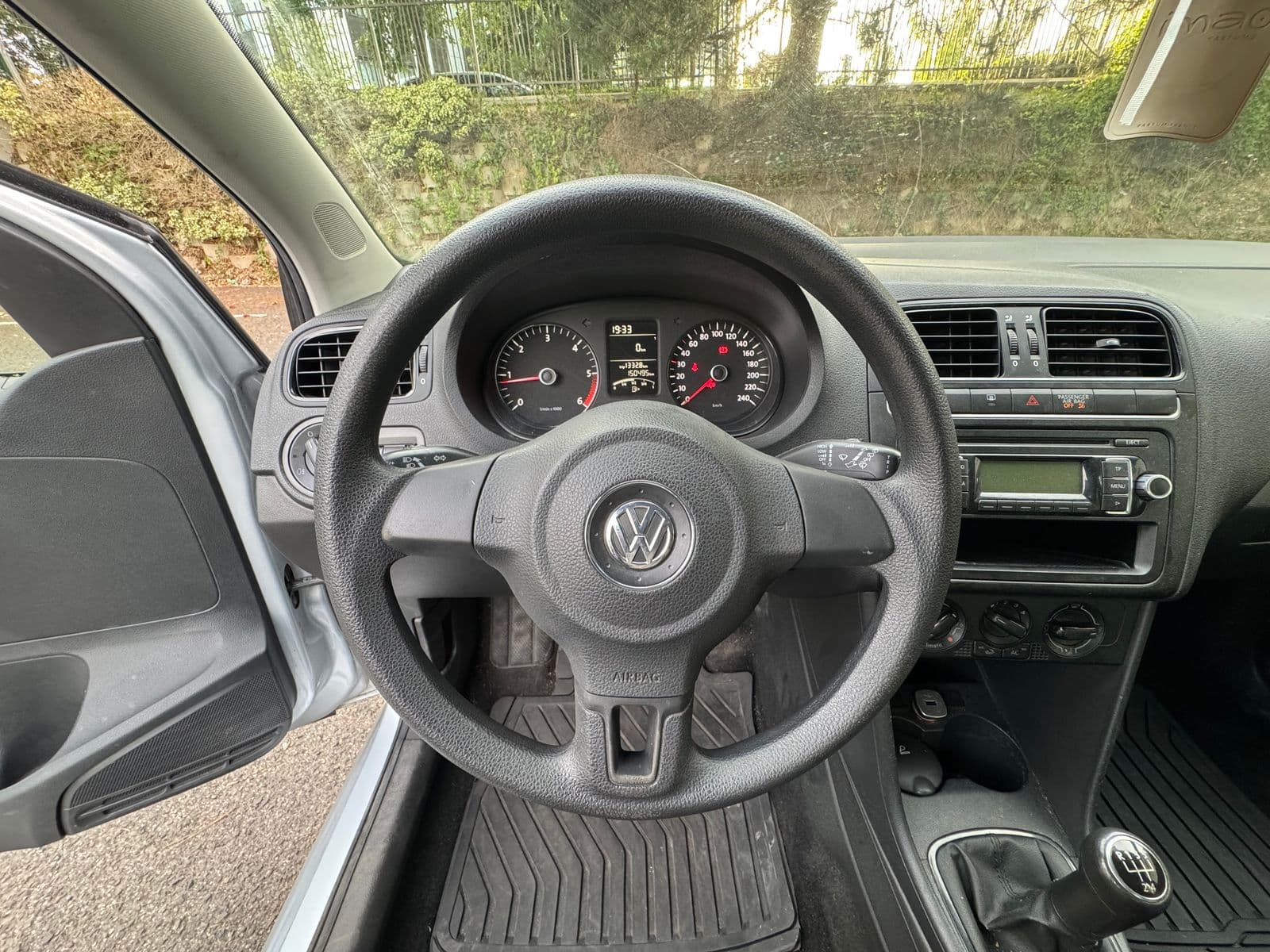 Volkswagen Polo Confortline Gris