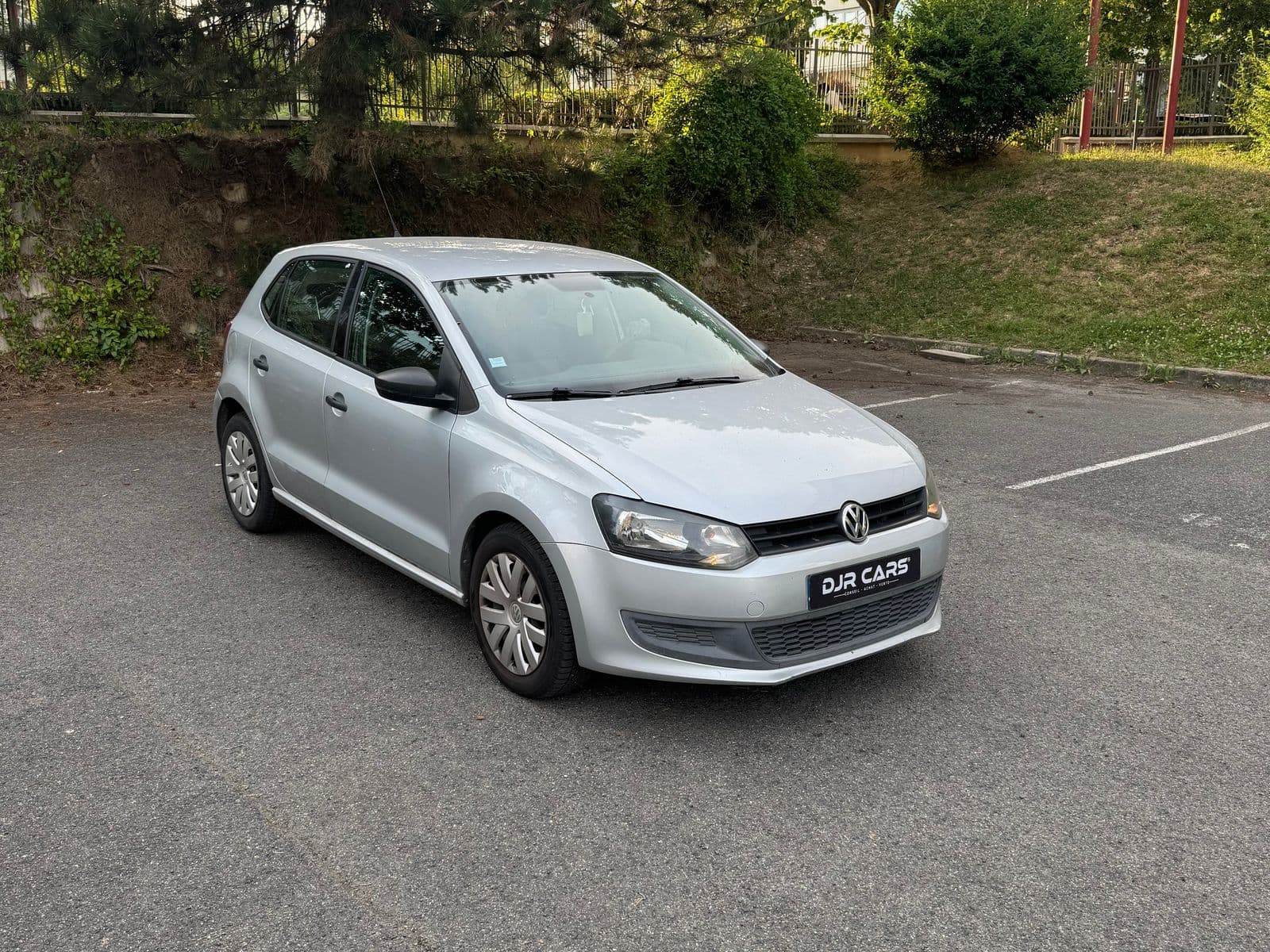 Volkswagen Polo Confortline Gris