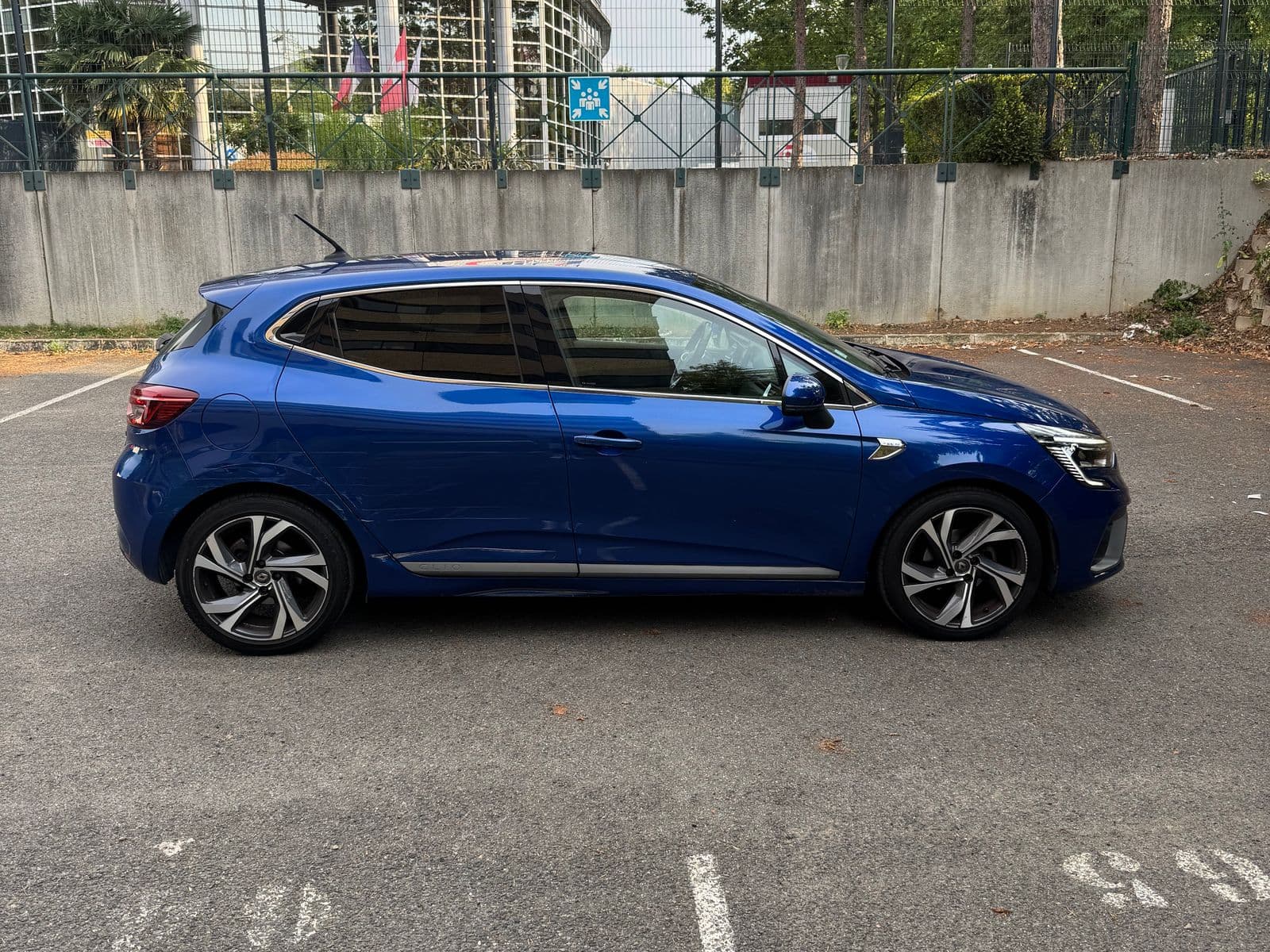 Renault Clio V RS Line Bleu