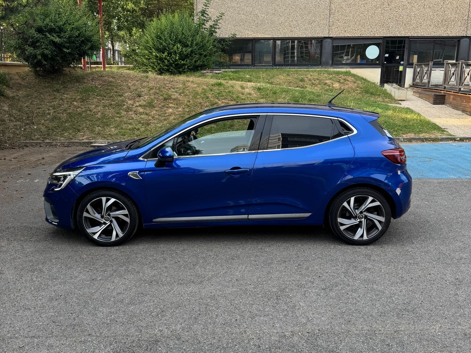 Renault Clio V RS Line Bleu