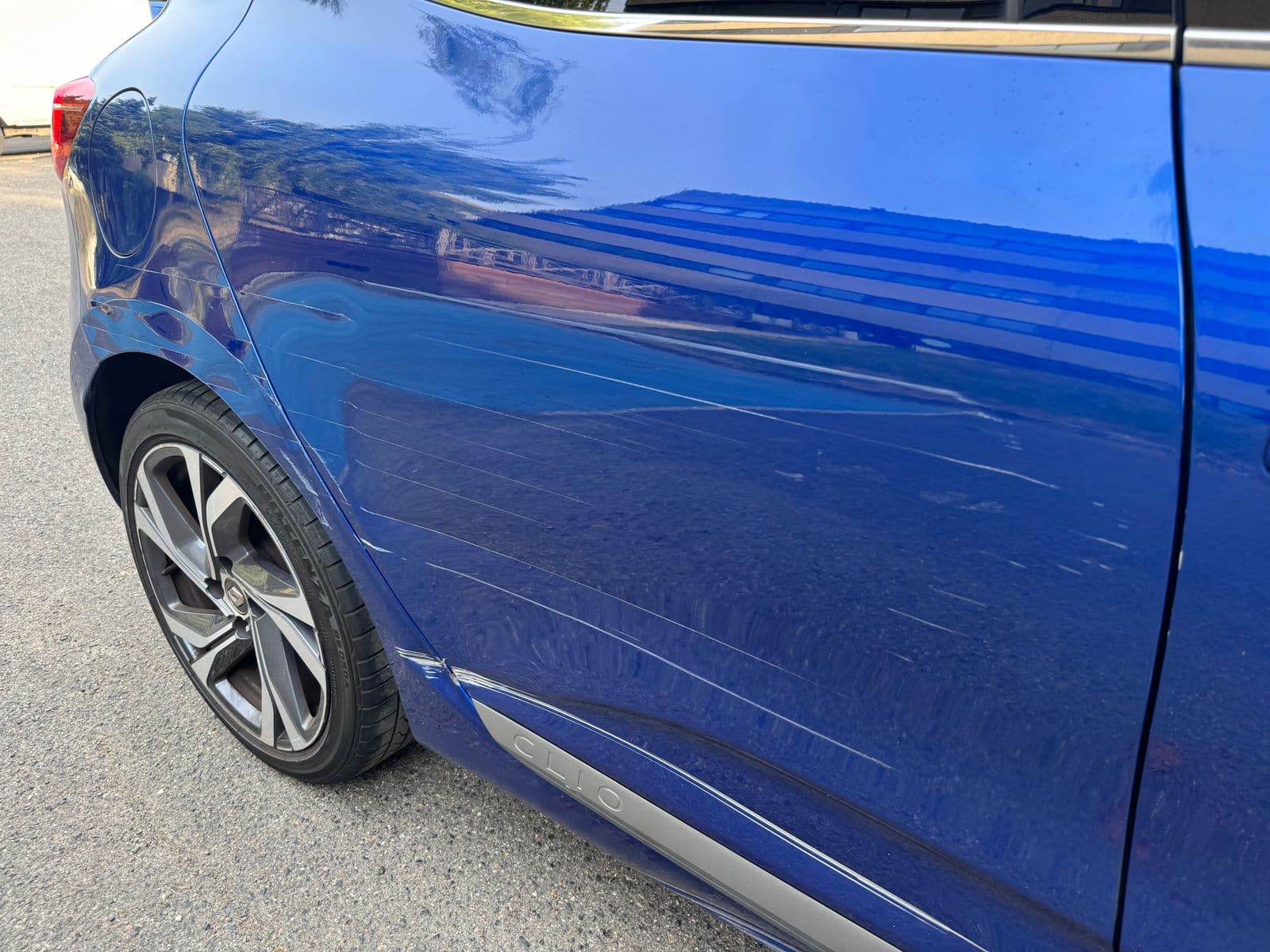 Renault Clio V RS Line Bleu