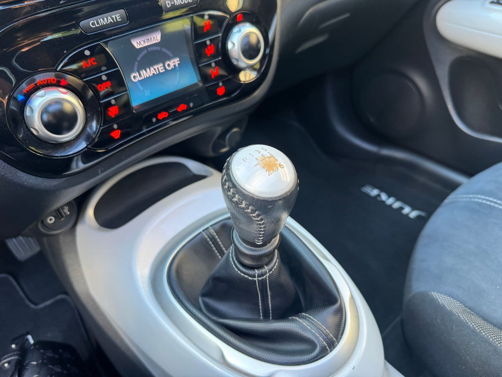 Nissan Juke 1.5 dCi 110 ch Tekna Noir