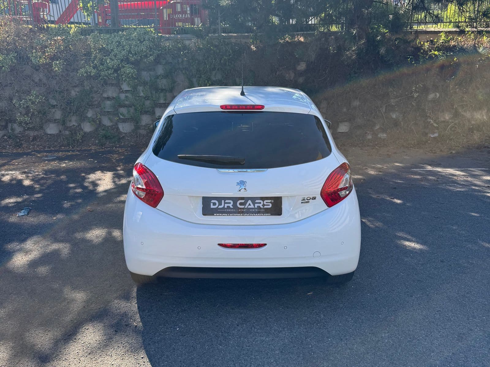 Peugeot 208 1.6 e-HDi 115 ch Allure Blanc