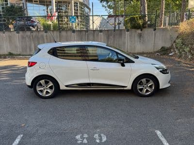 Renault Clio IV 1.2 16V 75 ch Expression Blanc