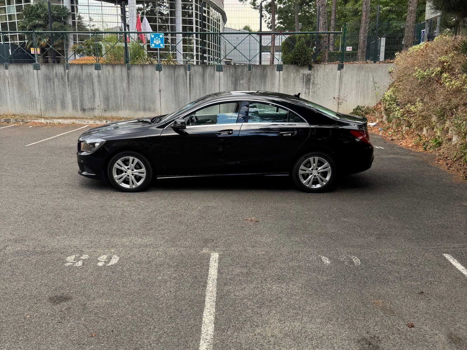 Mercedes Classe CLA 180d Sensation Noir