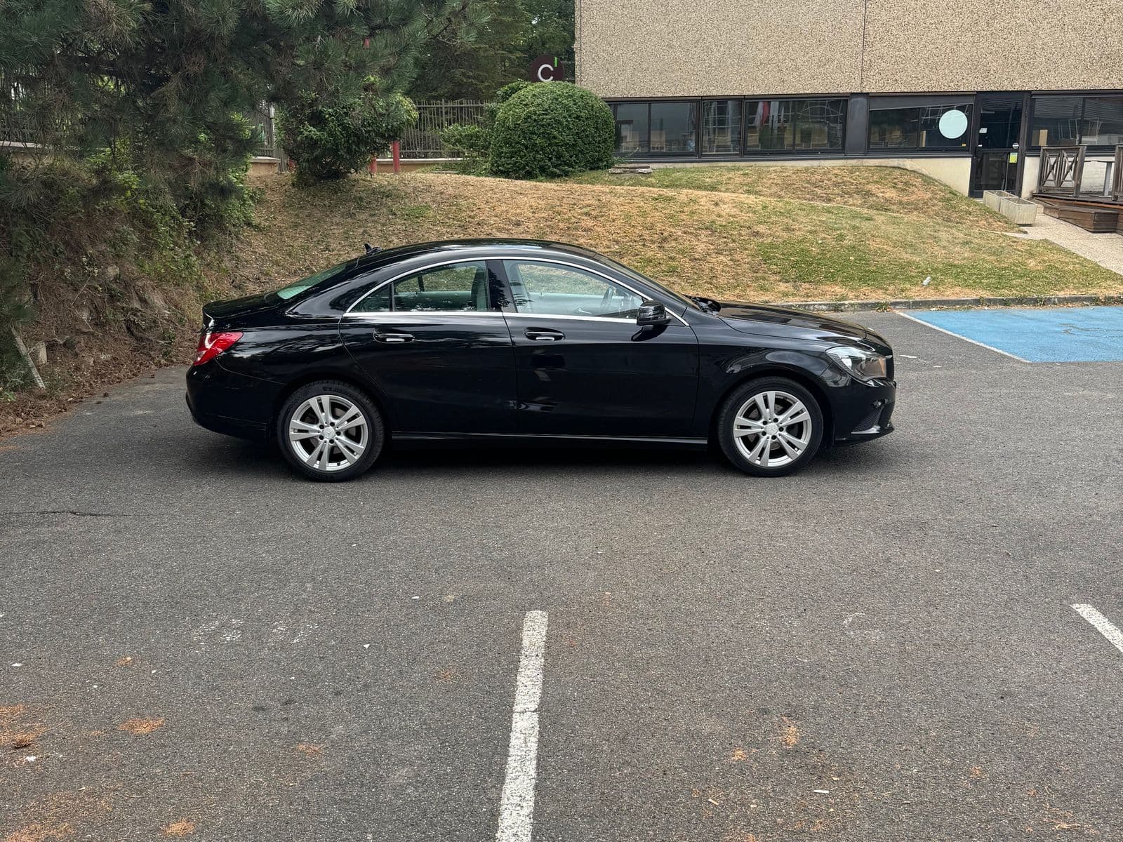 Mercedes Classe CLA 180d Sensation Noir