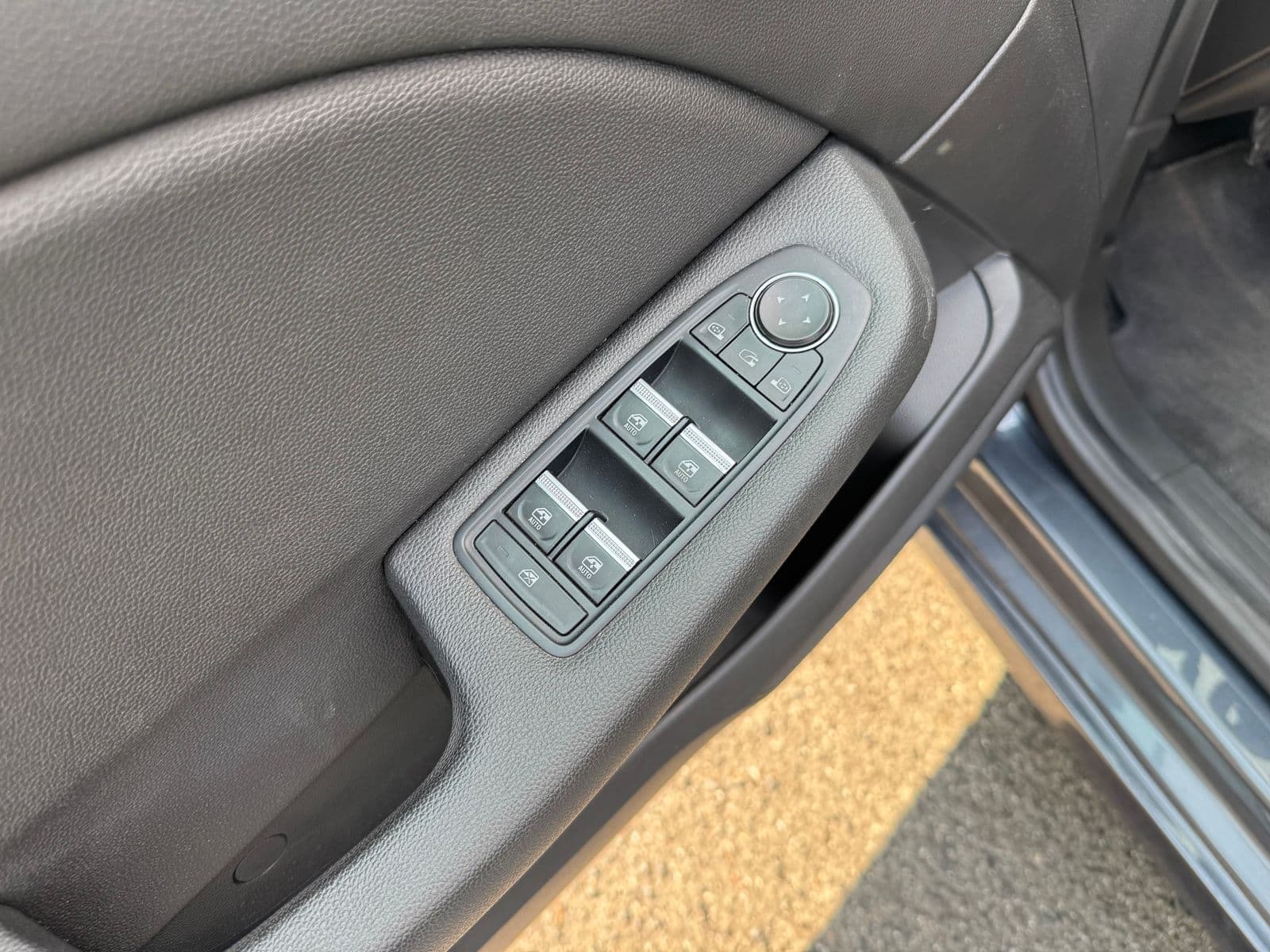 Renault Clio V 1.3 TCe 130 ch EDC Intens Edition One Gris