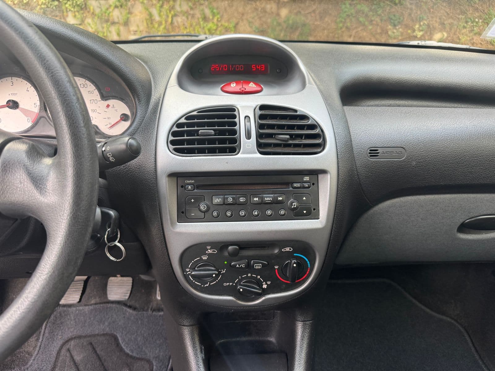 Peugeot 206 1.4 HDi 70 ch Génération Gris