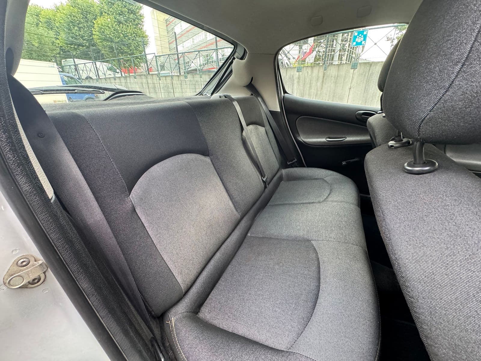 Peugeot 206 1.4 HDi 70 ch Génération Gris